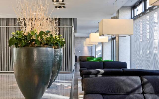 Sofitel Am Alten Wall Hamburg Hotel
