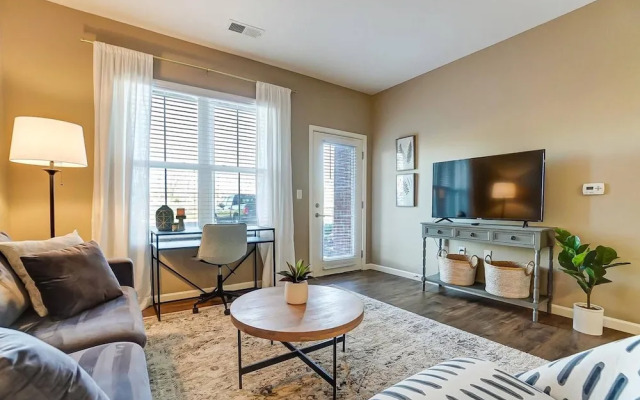 Lux Dublin 2BR 1st Floor W D Pet Friendly