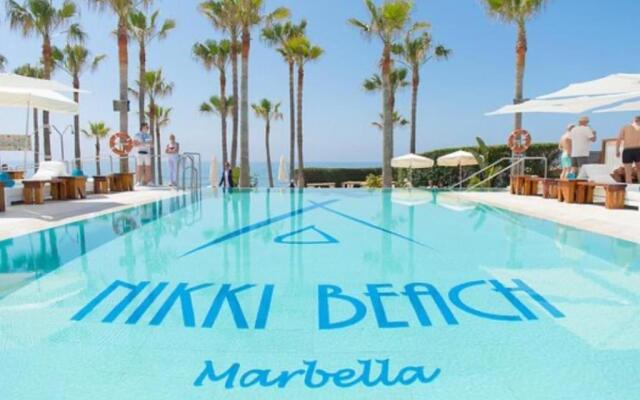 1 MARBELLA BEACH GoLF