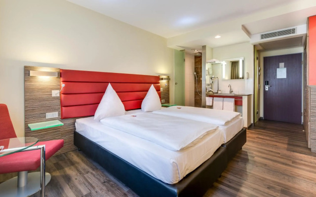 NOVINA HOTEL Wöhrdersee Nürnberg City