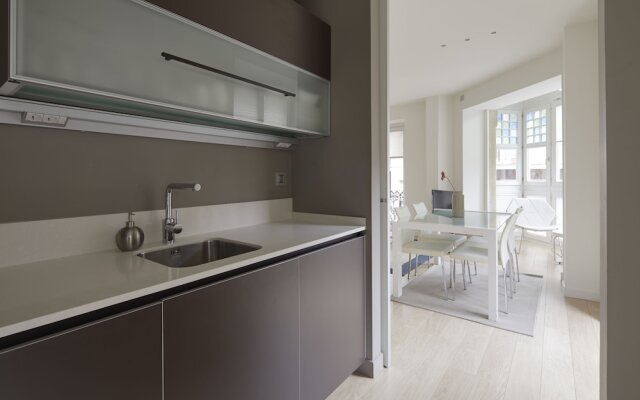 Easo Suite 2B Apartment by FeelFree Rentals