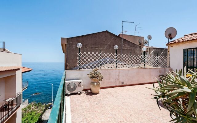 Sunrise Apartments by Wonderful Italy