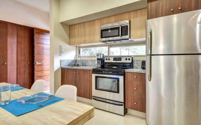 Anam 1 bedroom apartment with balcony sleeps 3
