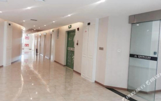 Suining Yaxia Hotel (Logistic Port Jianxuan City)
