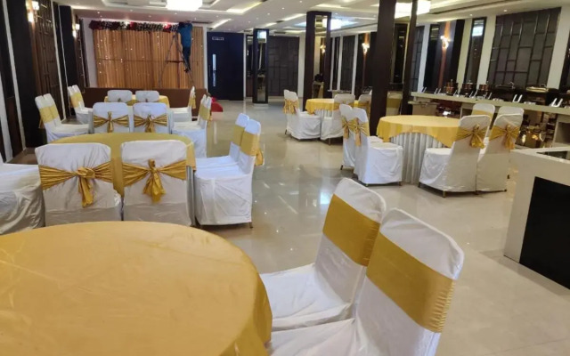 Paras Inn
