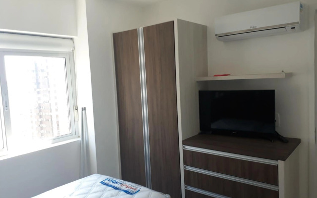 Real Plaza Flat 1505