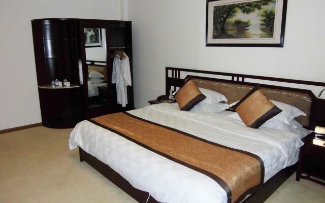 Yifeicui Villa Hotel - Tengchong