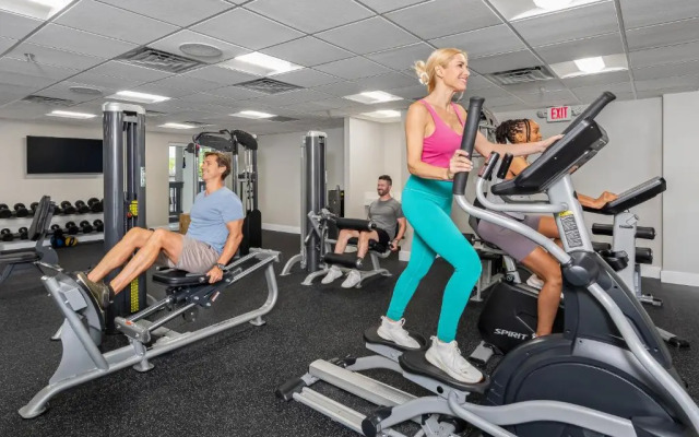 OASIS BAY SUITES, Tampa, Busch Gardens, USF