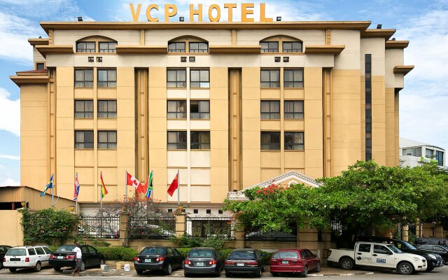 Victoria Crown Plaza Hotel