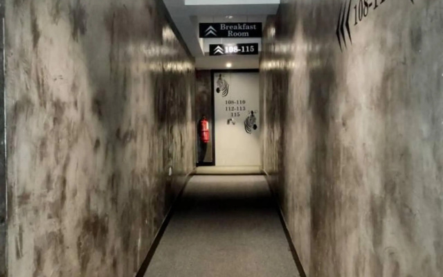9 Square Hotel - Subang Jaya