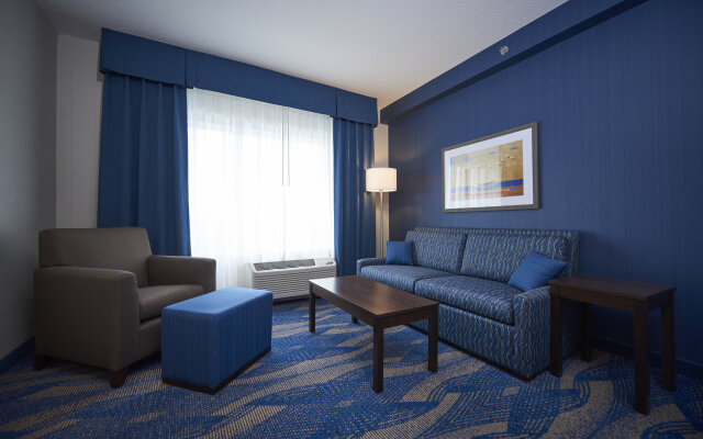 Holiday Inn Express & Suites St John's Airport by IHG