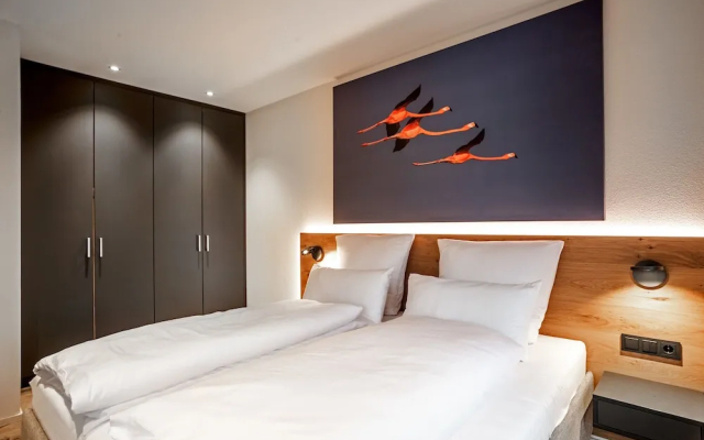Primera Apartments