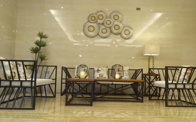 Lotus Blu Hotel