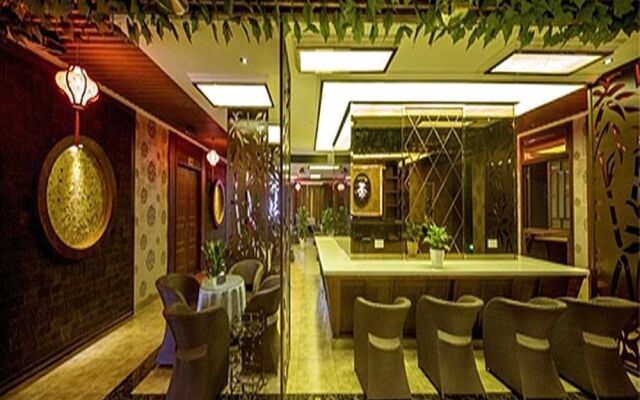 Runhechuan Business Hotel