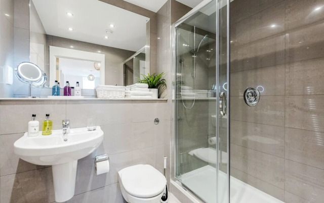 Superior Apartment Bracknell Centre