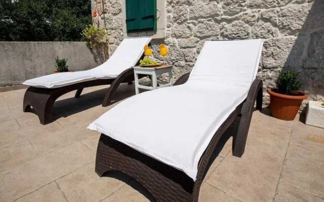Dalmatian romantic traditional apartment