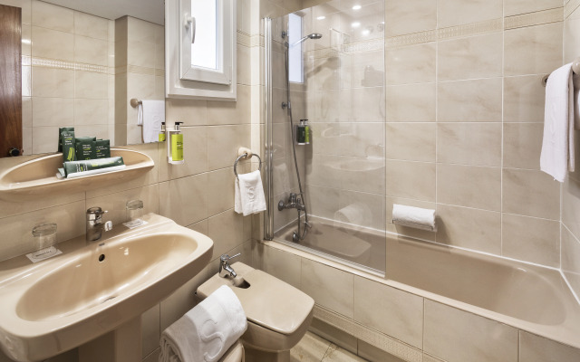 Apartamentos Sercotel Togumar