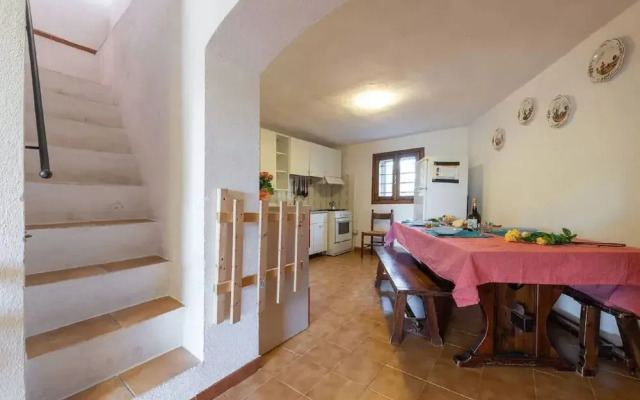 Appealing Apartment Near the sea