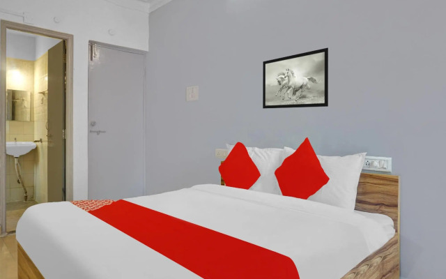 Fabhotel Destiny Living