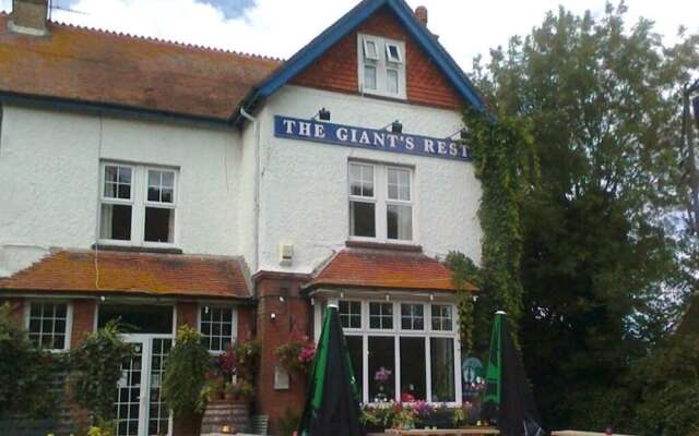 The Giants Rest