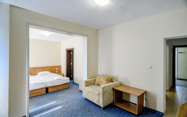 International House of Journalists Resort