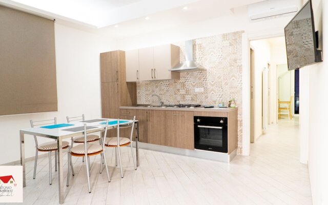 Antonio e Maria Home