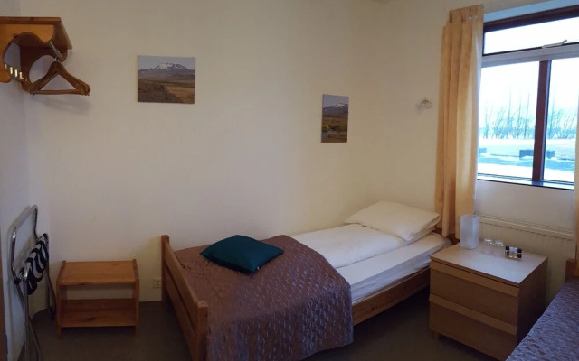 Guesthouse Leirubakki