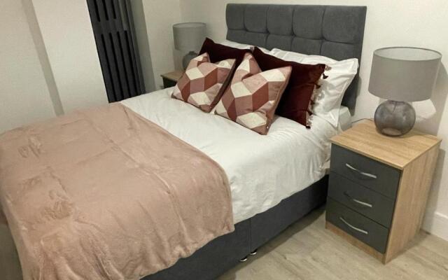 Fleet Heights Apartment Seven