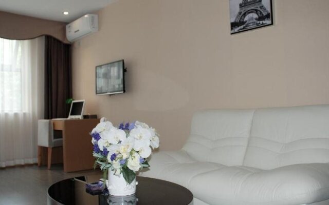 Chengdu Carmen Hotel