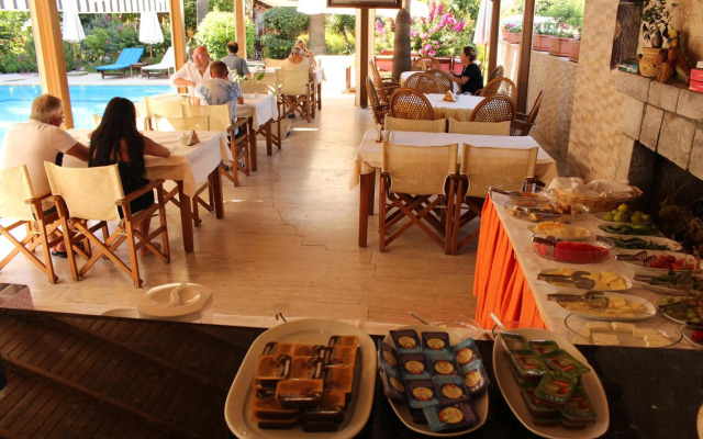 Nirvana Apart Hotel