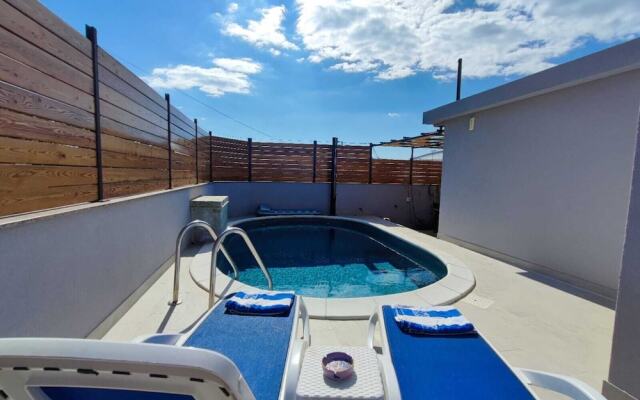 Pop Villa in Zadar for 3 Person