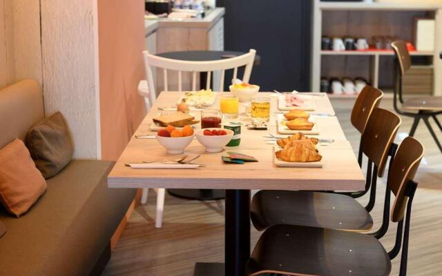 Ibis Paris Tour Montparnasse 15Ème