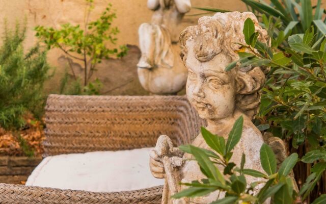 Spacious Holiday Home in Narbonne With Swimming Pool