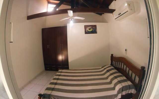 6 Bedroom House - 205