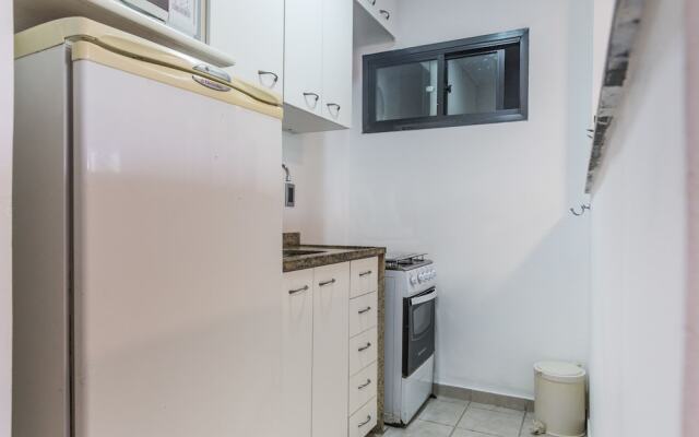 Omar do Rio - Apartamento PM101