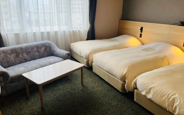 Kotoni Green Hotel – Guest Rooms – Sapporo