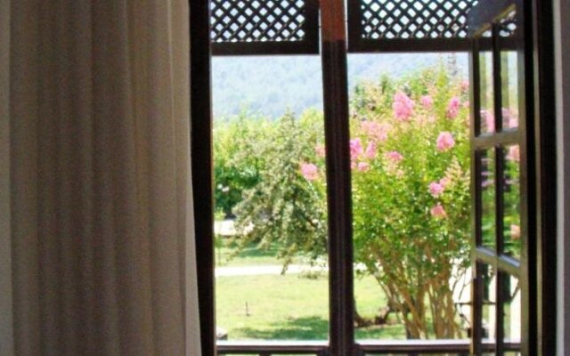 Villa Rhapsody Pension