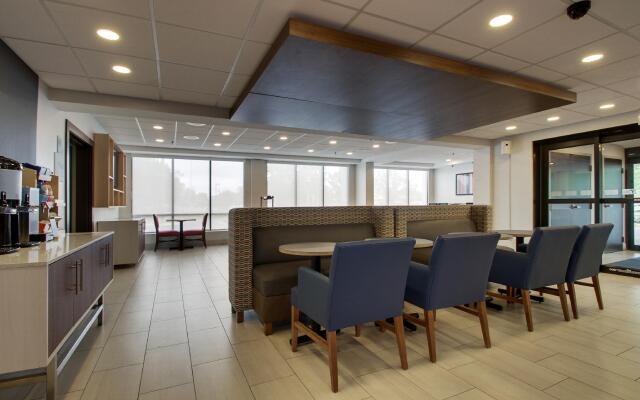 Holiday Inn Express Voorhees - Mt. Laurel by IHG