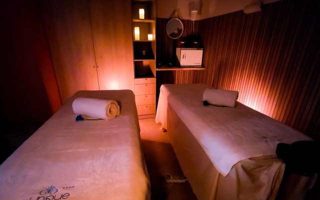 Unique Hotel & Residence