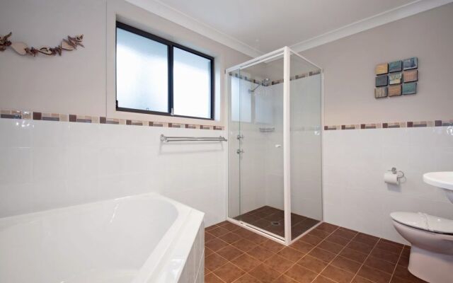 Lagoons Estate, 22 Coventry Place