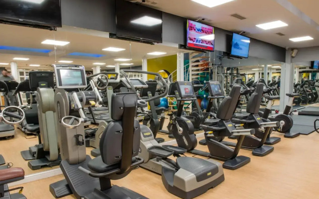 Manor of Groves Hotel, Golf & Health Club
