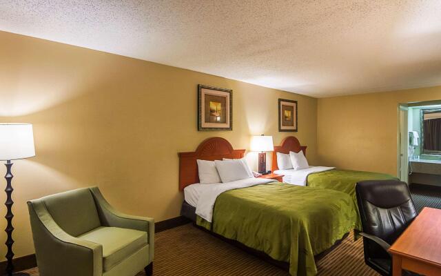 Quality Inn & Suites Garland - East Dallas