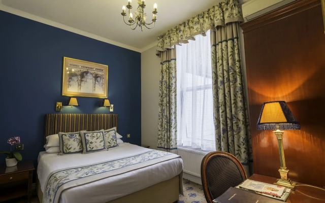 London Lodge Hotel