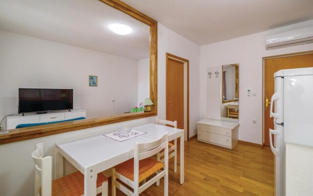 Amazing Apartment in Krk With Wifi and 1 Bedrooms