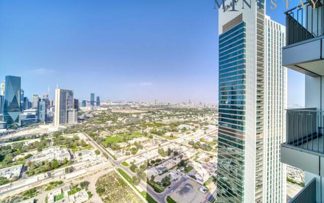 Classy Downtown 2BR w City View Balcony