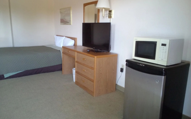 Rodeway Inn Copper Stay Benson AZ I-10 Exit 304