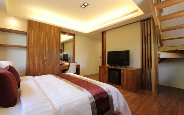 Huaman hot villa