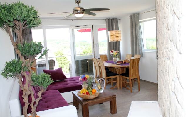 Ferienwohnungen Maarberg Resort