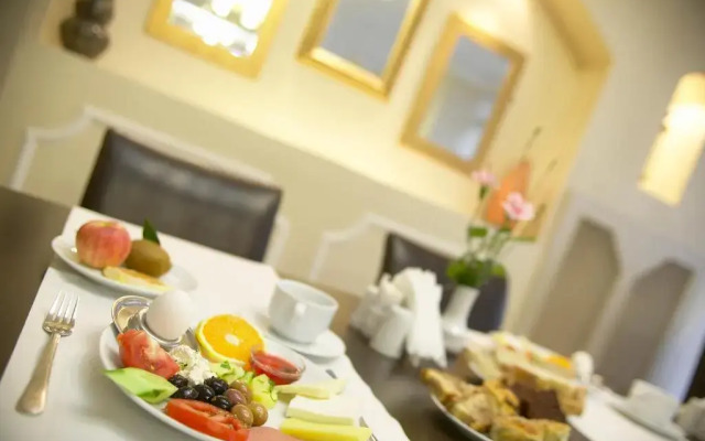 Arma Hotel