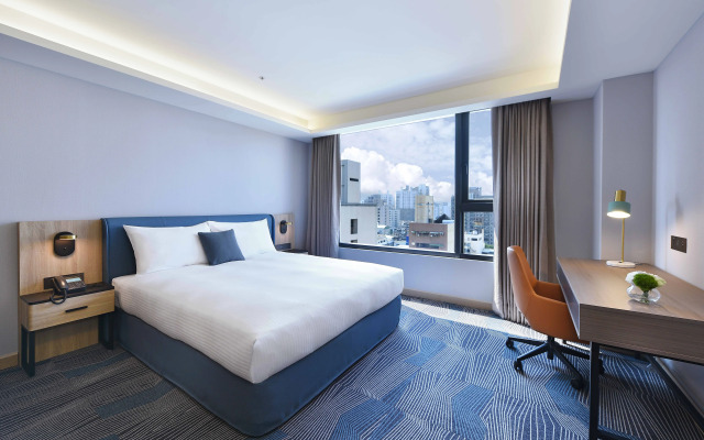 Fullon Poshtel Kaohsiung